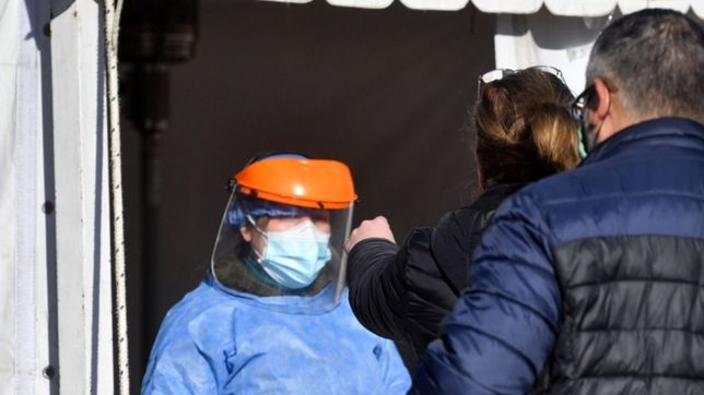 covid en argentina: 56 muertes y 1.284 nuevos contagios