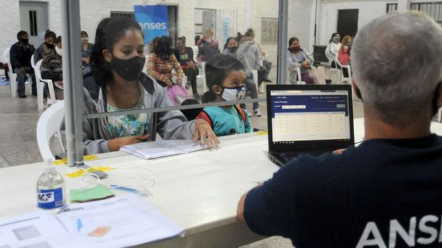 ¿cuando paga anses el complemento mensual para el salario familiar y a quienes les toca?