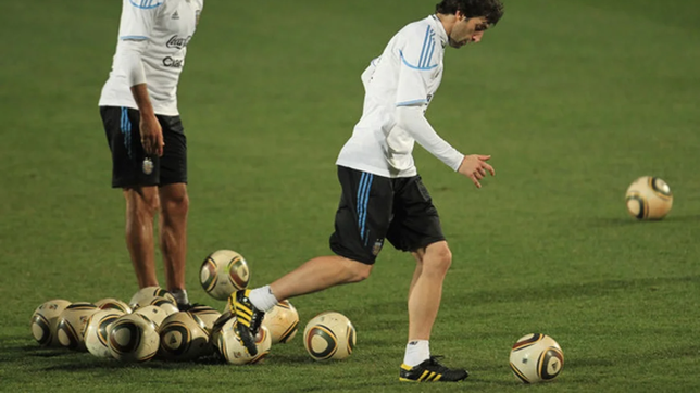 diego milito elogio a la gestion de juan sebastian veron en estudiantes