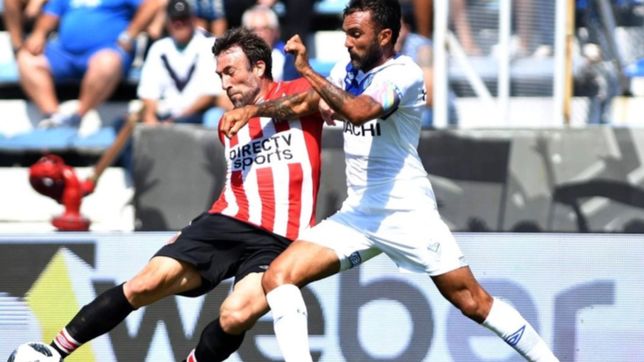 en un parejo historial, velez le saca una luz de ventaja a estudiantes
