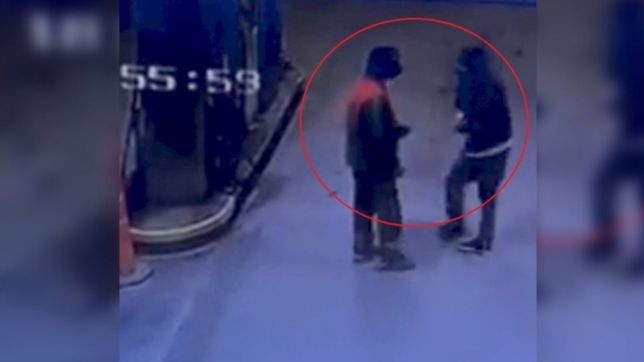 playeros de una estacion de servicio en la plata se defendieron y echaron a los ladrones