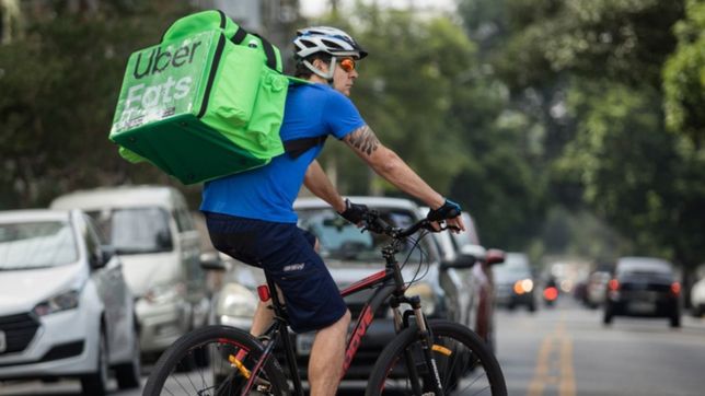 como glovo, rappi y pedidos ya, uber eats arranco a funcionar en la plata