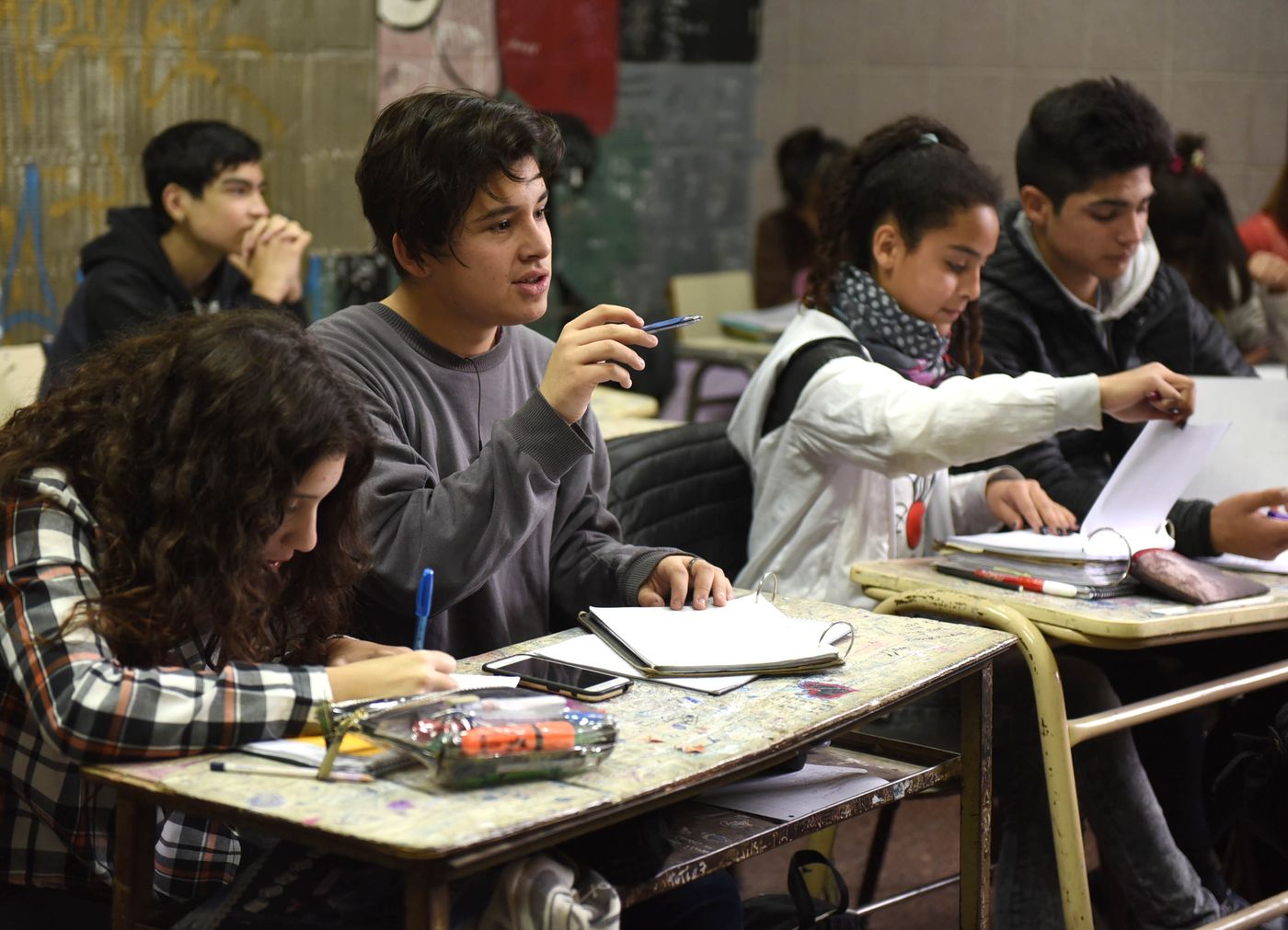 La Provincia oficializó los cambios en las escuelas secundarias que  eliminan las repitencias