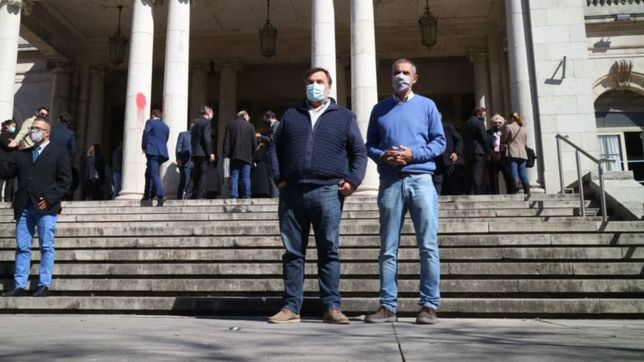 arde la guerra de carteles en la plata: radicales denunciaron danos en toda la ciudad