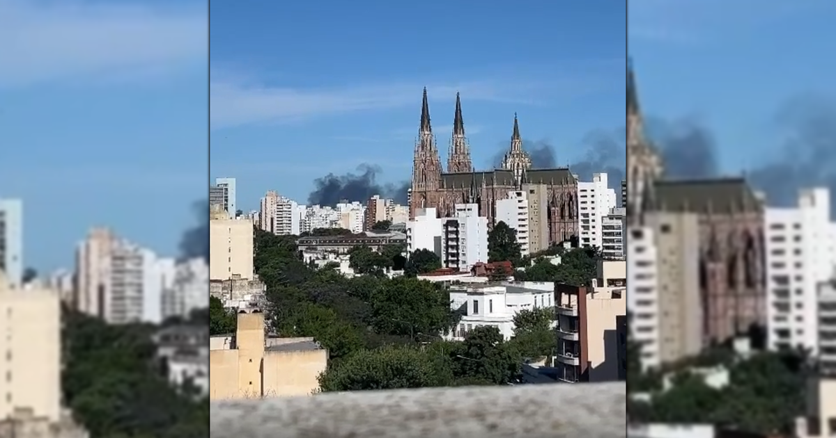 Video sorpresa por una gran nube negra que cubrió el cielo de La Plata
