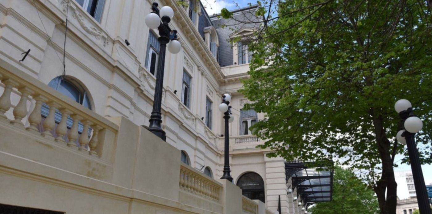 1571744168607.jpeg?x=1&y=75&scaleY=1&oh=853&width=1277&height=639&rotate=0&scaleX=1&ow=1280&&cw=1920&ch=950