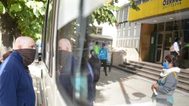 analizan adelantar el segundo pago del bono de $10.000 de la anses