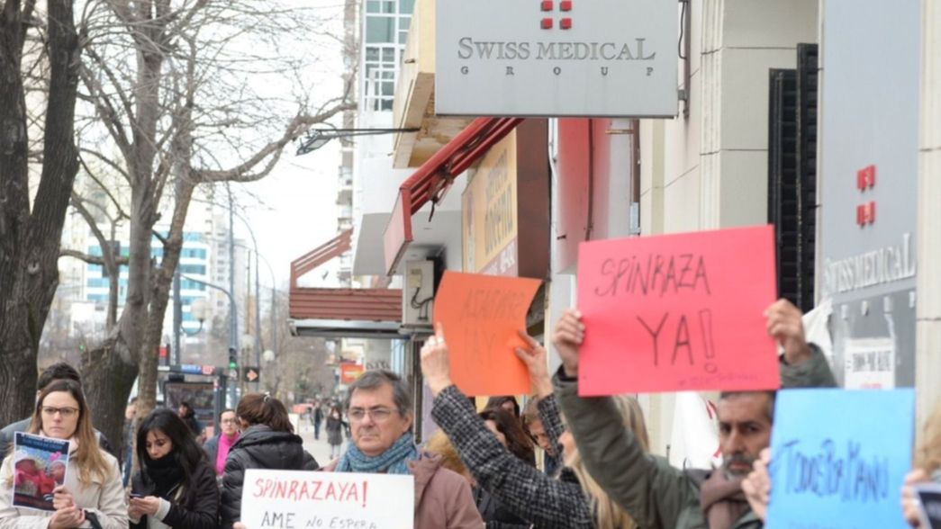Una buena para Manu: la Justicia le ordenó a Swiss Medical hacerse cargo del tratamiento