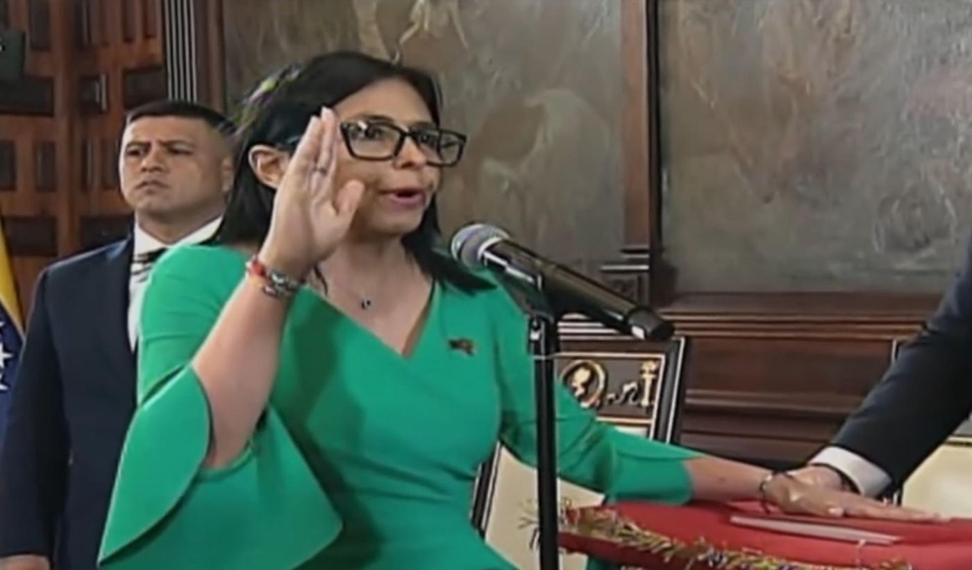 Delcy Rodr&iacute;guez fue juramentada como jefa de Estado tras la captura de Nicol&aacute;s Maduro