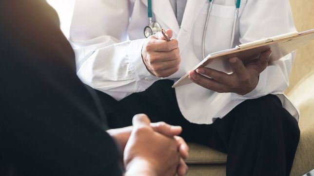el gobierno elimino aranceles en tramites clave para profesionales y centros de salud