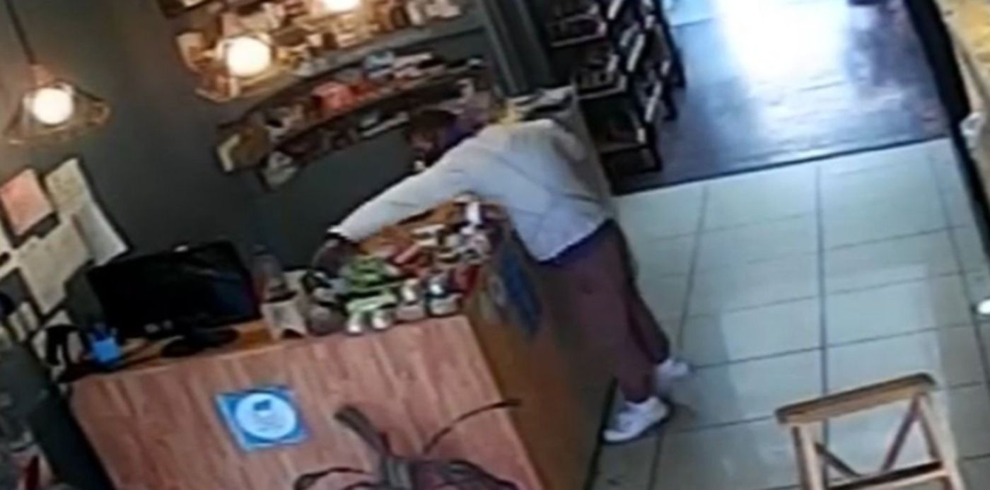 1593127000642.jpg?x=146&y=162&width=1067&height=534&rotate=0&scaleX=1&scaleY=1&ow=1356&oh=885&&cw=1920&ch=950