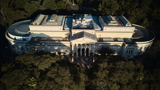 se conocieron los ganadores de las becas que da la fundacion museo para estudiantes de la unlp