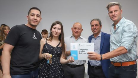 Nueva entrega de viviendas en la provincia de Mendoza