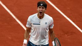 tomas etcheverry paso de ronda por una lesion del rival y ahora va por casper ruud tomas etcheverry paso de ronda por una lesion del rival y ahora va por casper ruud