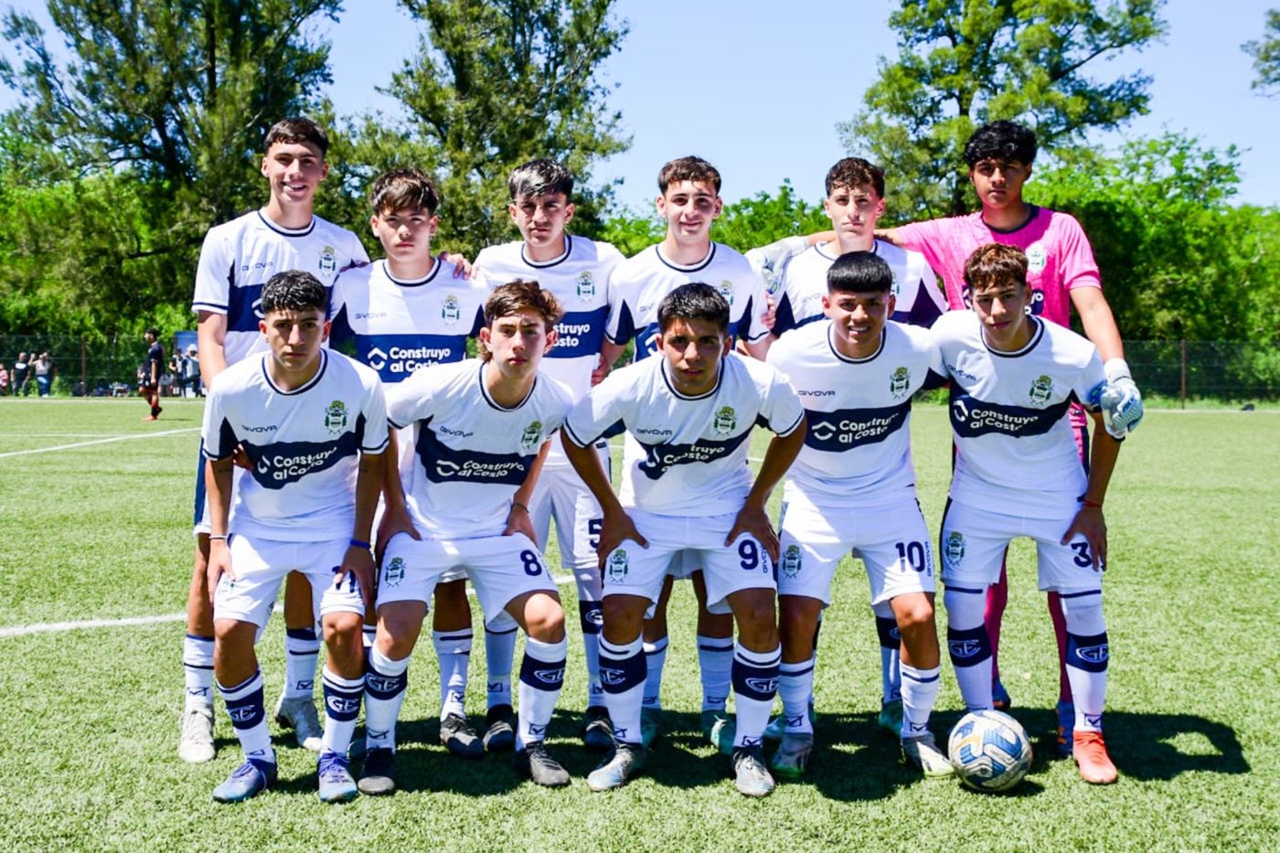 Gimnasia 8va división.jpg