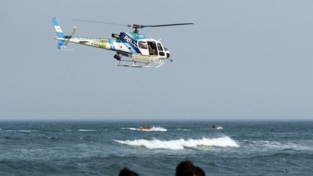 es el tarado de berni: el ministro volo sobre una playa y casi provoca una tragedia