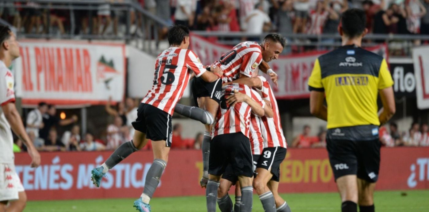 Estudiantes vs Huracán