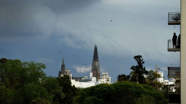 el ano se despide con calor, mucho viento y a la espera de lluvias y tormentas en la plata