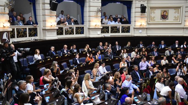 horas decisivas en la legislatura por el futuro de las paso y el debate sobre las elecciones concurrentes
