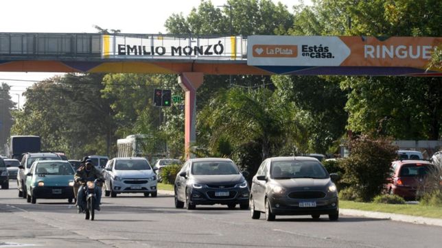 el monzoismo quiere jugar en la interna de jxc y salio a las calles de la plata