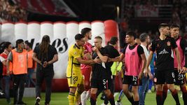 el arbitro suspendio estudiantes vs. boca tras la descompensacion de altamirano el arbitro suspendio estudiantes vs. boca tras la descompensacion de altamirano