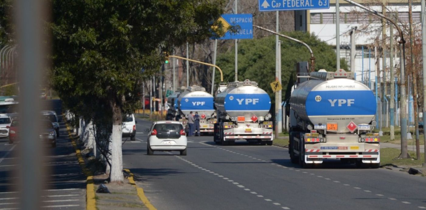 Camión Camiones YPF