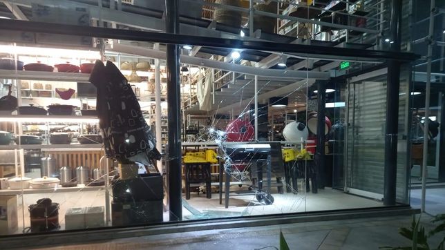 robaron en una conocida tienda de regalos de tolosa