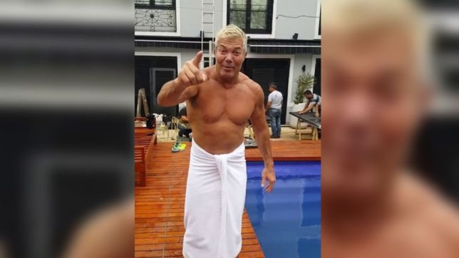 el misterioso video de burlando, semidesnudo y bajo la mirada de un grupo de albaniles