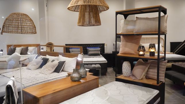 una historica colchoneria de la plata se muda luego de 30 anos en la misma esquina