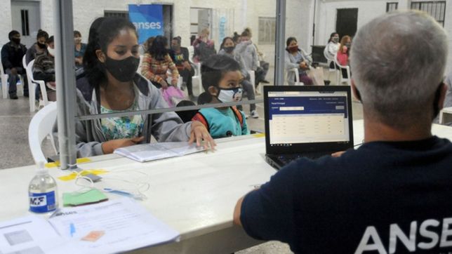 pagaran un bono de 15 mil pesos: ¿quienes lo cobraran?