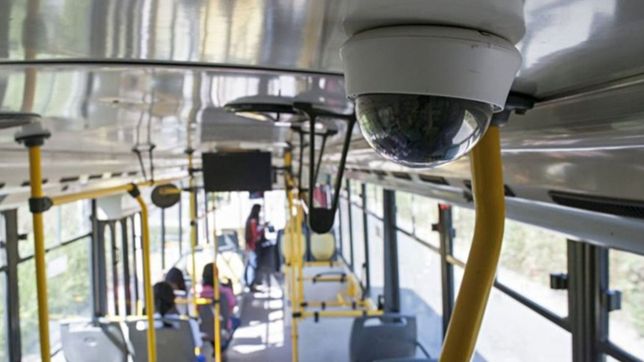 provincia pondra en funcionamiento 1.800 camaras en micros e instalara botones antipanico