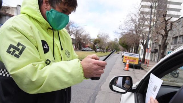 permisos de circulacion y testeos: siguen los operativos en distintos puntos de la plata