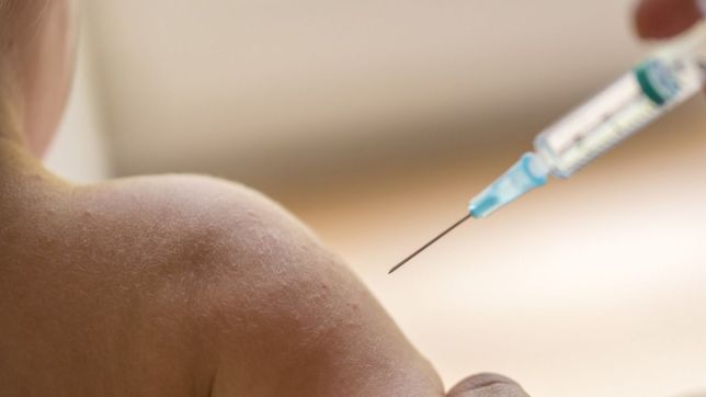 encontraron 162 mil dosis de vacunas vencidas en un deposito de la plata