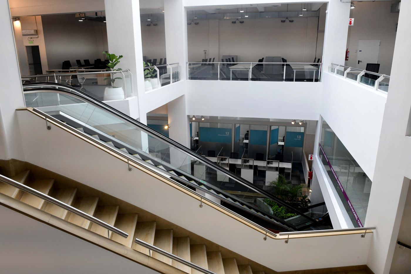 Oficinas municipales de Diagonal 80 (19).jpg