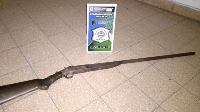 un jubilado de 75 anos amenazo a su hija y le apunto con una escopeta