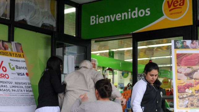 disco, vea y sodimac cambian sus cupulas en plena crisis economica