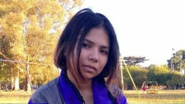 salio de trabajar, iba a una juntada con amigos pero nunca llego y esta perdida