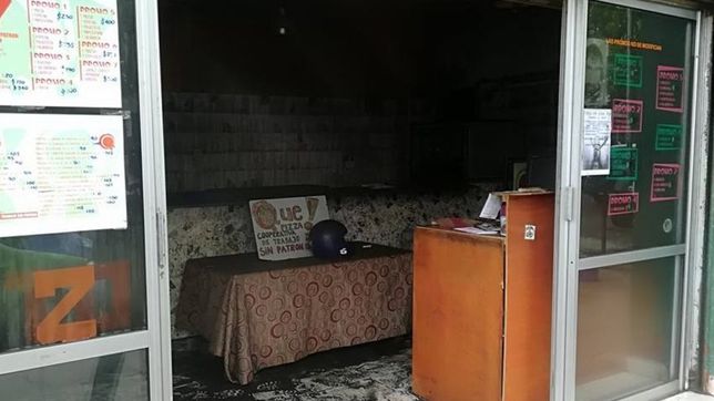 se incendio una pizzeria centrica, lo perdieron todo y piden ayuda a traves de las redes sociales