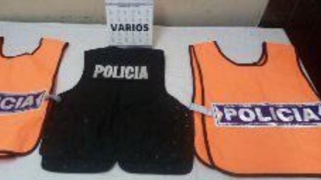 detuvieron a una mujer en la plata por vender chalecos de policia a traves de las redes