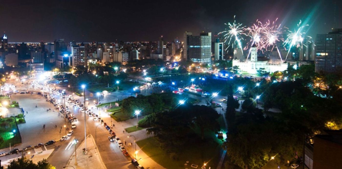 1542151518829.jpg?y=55&width=1482&height=741&scaleX=1&ow=1500&x=9&rotate=0&scaleY=1&oh=919&&cw=1920&ch=950