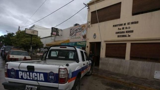 insolito: tenia pedido de captura y lo atraparon por estacionar en doble fila