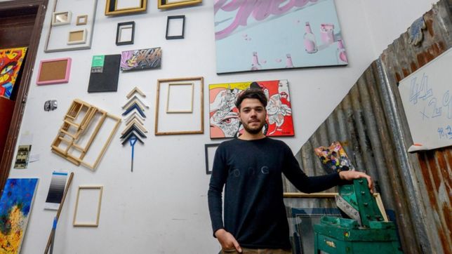 el colorido antilenguaje de edu loogia pisara fuerte en el festival capital