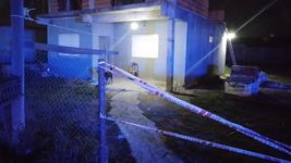 femicidio en la plata: asesinaron a una mujer de varias punaladas y buscan a su pareja femicidio en la plata: asesinaron a una mujer de varias punaladas y buscan a su pareja