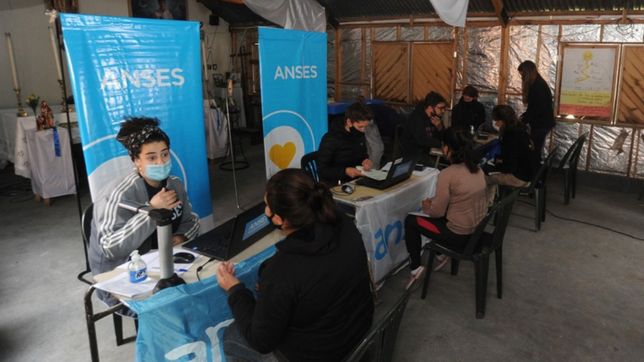 auh, jubilaciones y mas: anses sale a la calle con un nuevo operativo en la plata