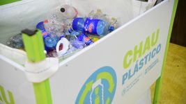 los vecinos podran pedir la recoleccion de plasticos en sus casas y recibiran descuentos por reciclar los vecinos podran pedir la recoleccion de plasticos en sus casas y recibiran descuentos por reciclar