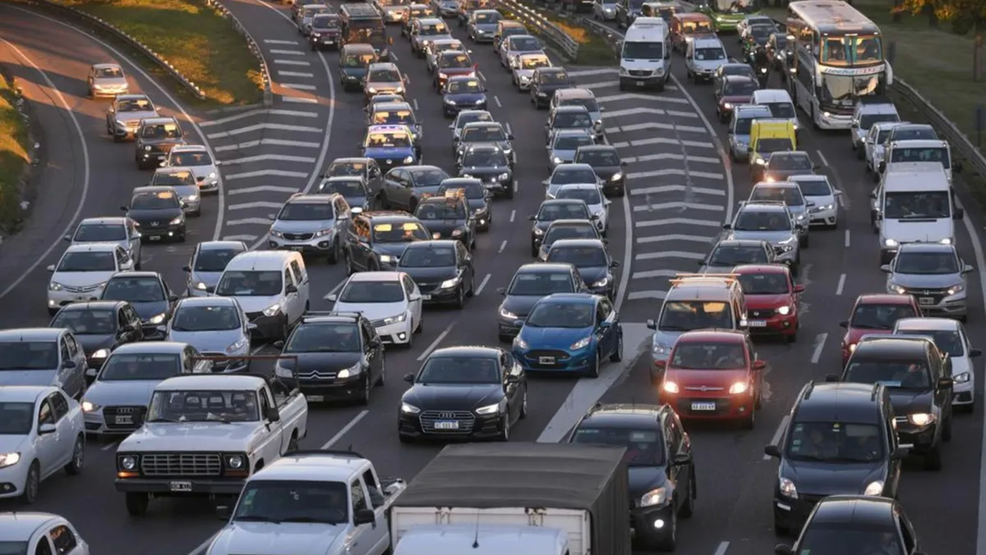 Demoras autopista La Plata Buenos Aires.jpg