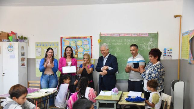 alak recorrio escuelas en obra dentro del plan de mejoras edilicias