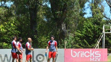¿En qué equipo piensa Eduardo Domínguez para el debut de Estudiantes?