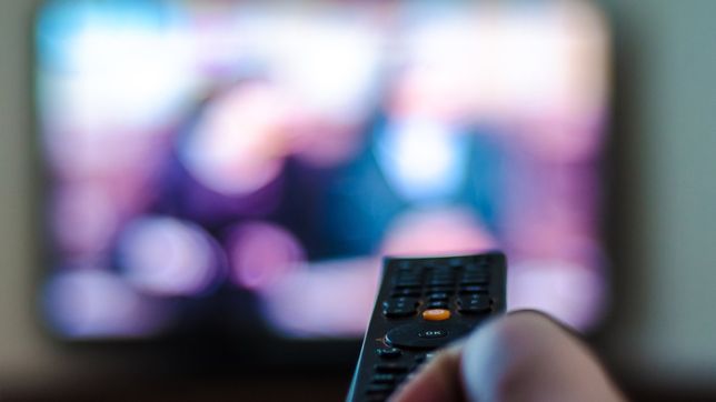 cablevision estuvo tildado por mas de media hora y los usuarios explotaron