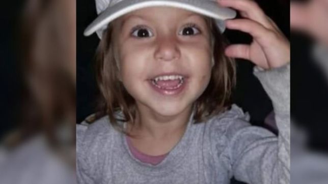 hallan muerta a una nena y acusan a la ninera de haberla encerrado con la estufa prendida